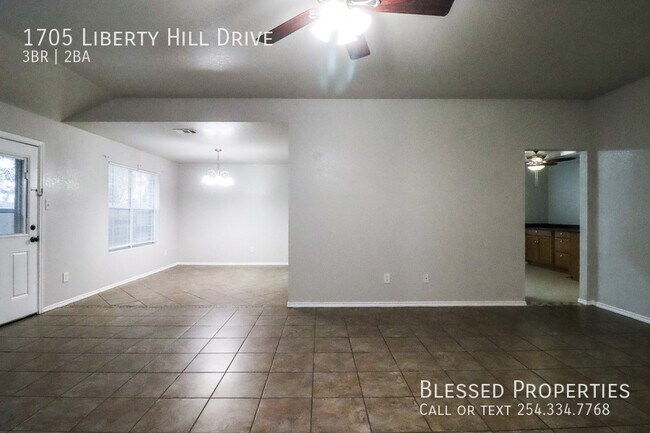 Building Photo - 1705 Liberty Hill Dr