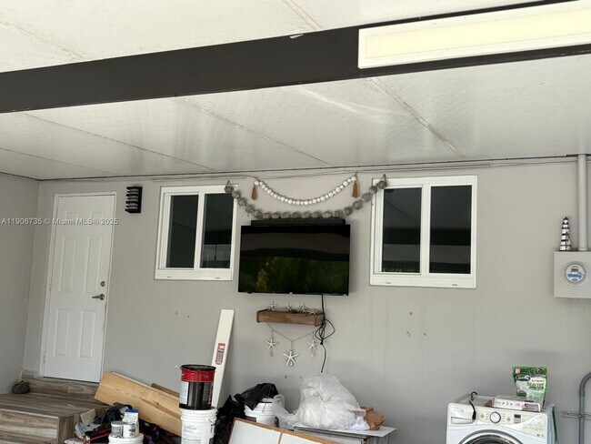 Building Photo - 13847 Jackson St