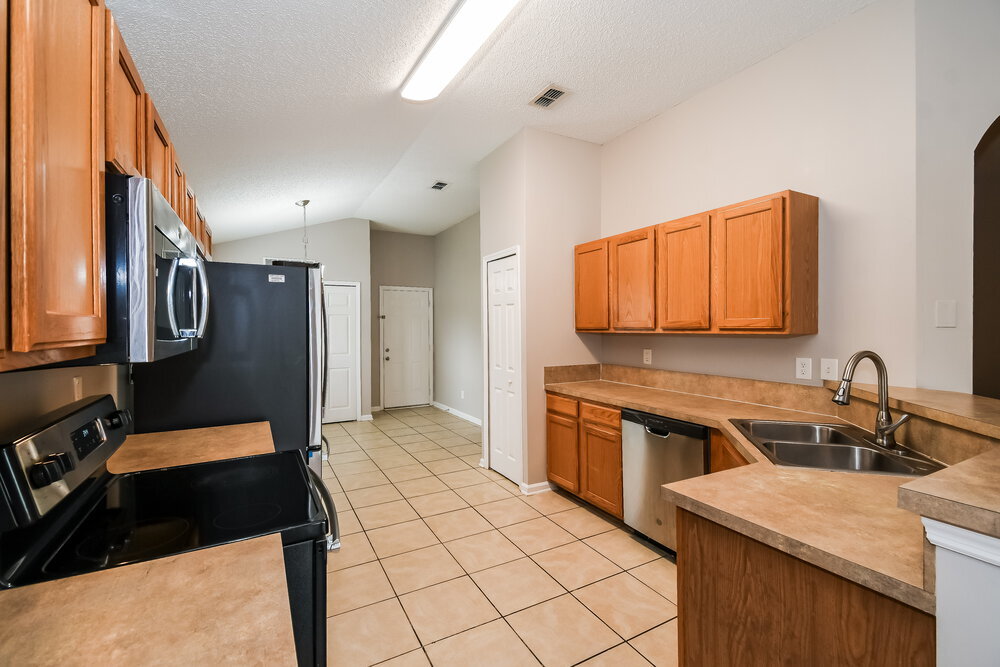 Building Photo - 2600 Creek Ridge Dr