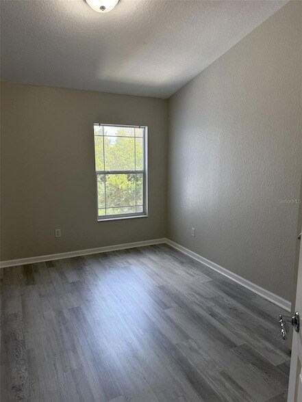 Building Photo - 4500 SW 52nd Cir