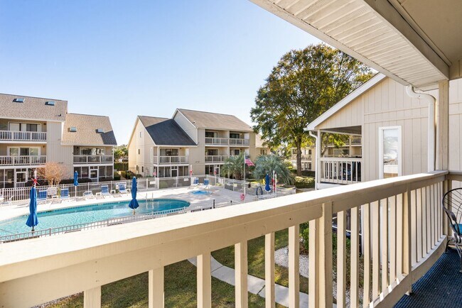 Building Photo - ***Free Utilities ** Seasonal Rental Avail...