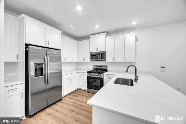 Building Photo - 30308 Radford Ct