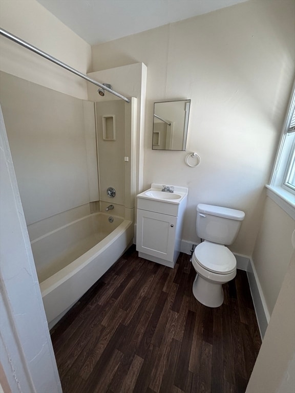 Building Photo - 12 E Main St