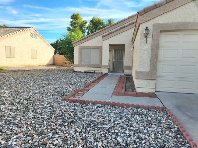 Primary Photo - Now Available! Phoenix Rental Home Ready