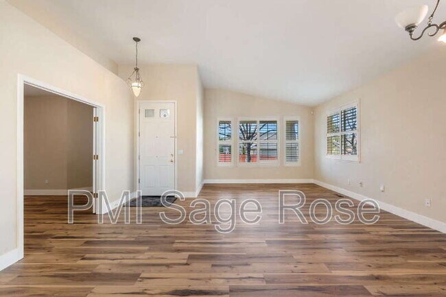 Building Photo - 4276 Talladega Dr