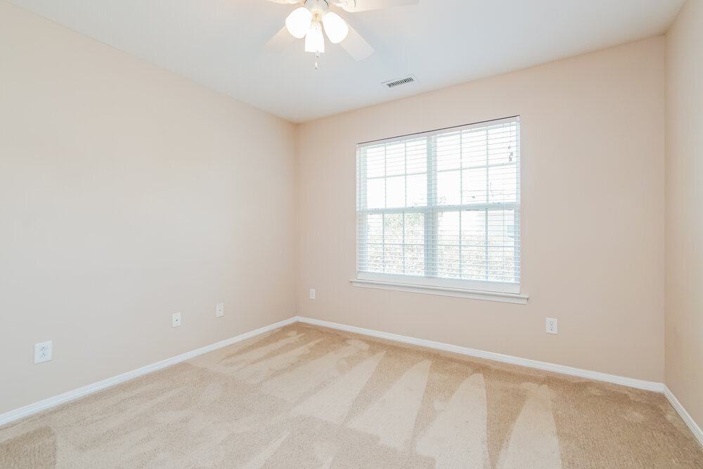 Building Photo - 1017 Dewberry Ct