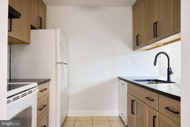 Building Photo - 737 Timber Ln