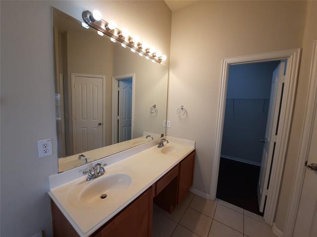 Building Photo - 2209 Rockport Dr