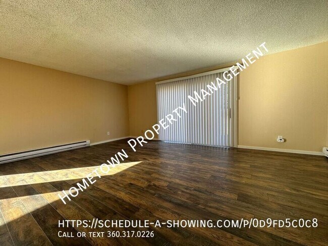 Building Photo - 1409 Hensley St NE