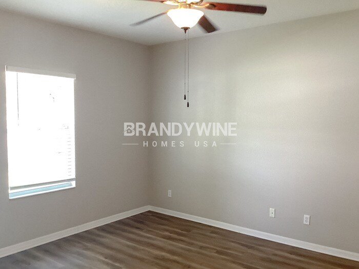 Building Photo - 1837 Atlantic Dr