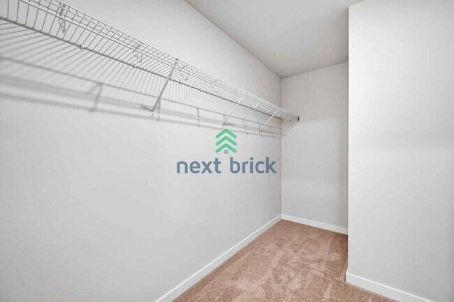 Building Photo - Modern Brand New 3-Bed, 3-Bath Home in the Heart of Lynnwood – Luxury Living Awaits!