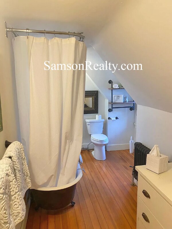 Building Photo - 38 Keene St