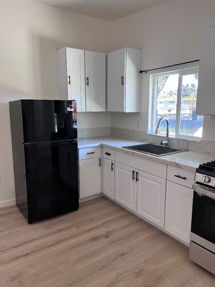 Building Photo - 4315 Eileen St