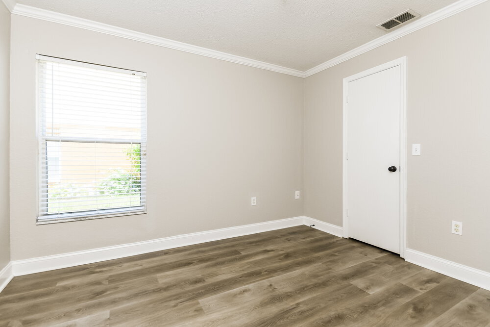 Building Photo - 3008 Sabal Bend Dr NE