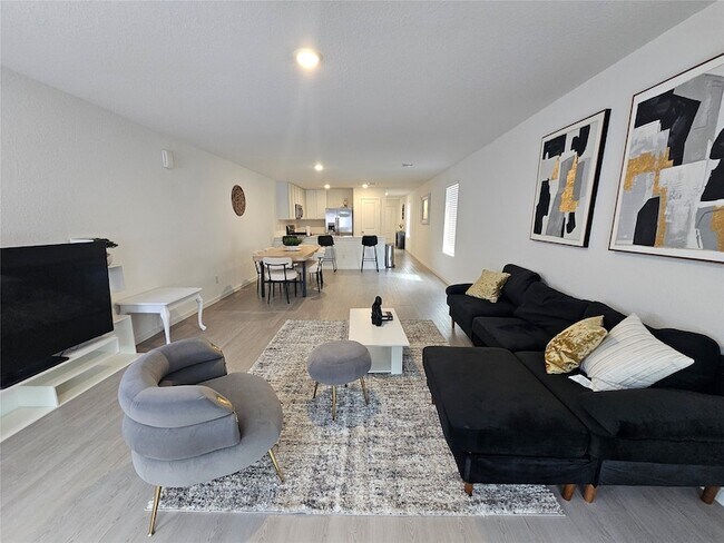 Building Photo - 28751 Texas Plns Dr