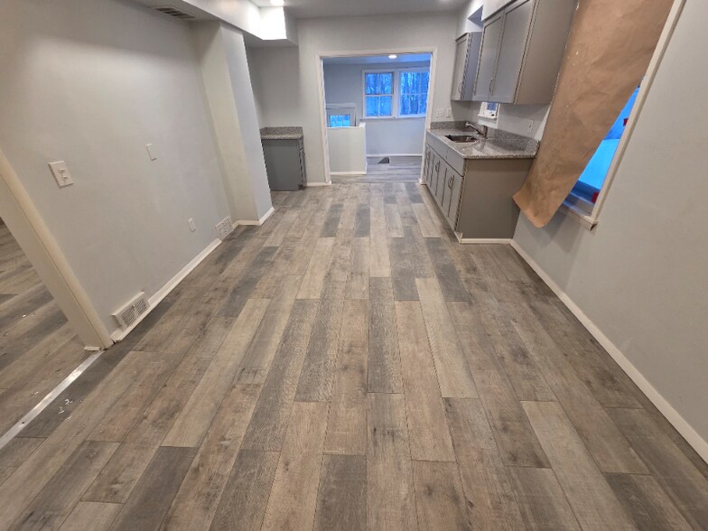 Building Photo - 41 W Interstate St