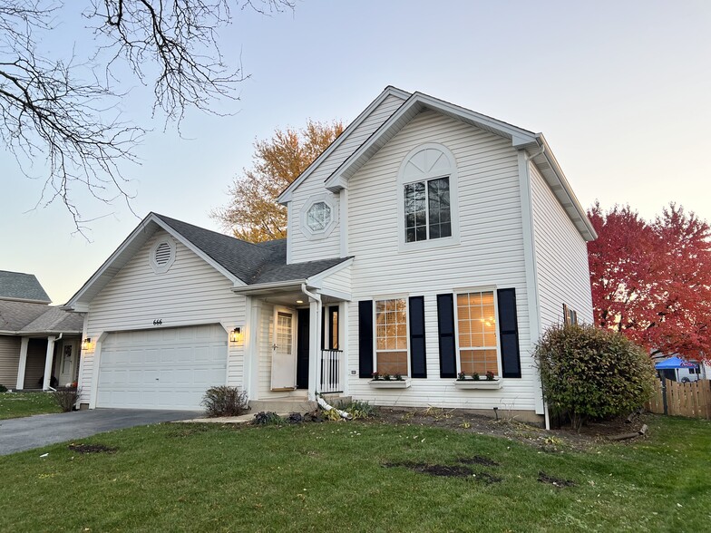 Building Photo - 666 Mariner Dr