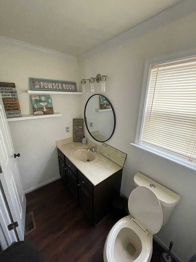 Building Photo - Cypress Point