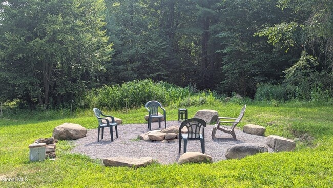 Building Photo - 134 Pickle Hill Rd