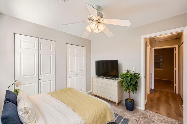 Building Photo - Must see 2 Bedroom 1 Bath in Castle Rock!!!