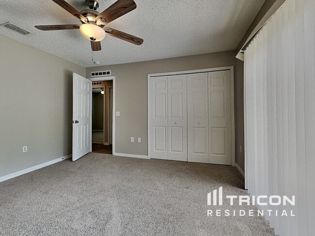 Building Photo - 13714 Gentle Woods Ave