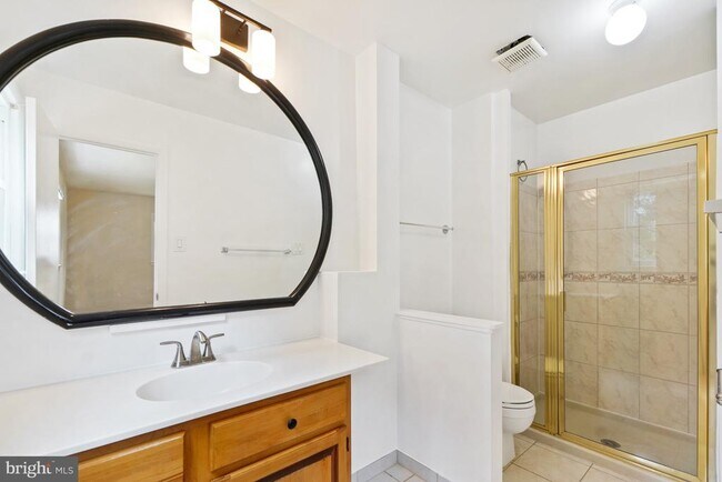 Building Photo - 11840 Enid Dr
