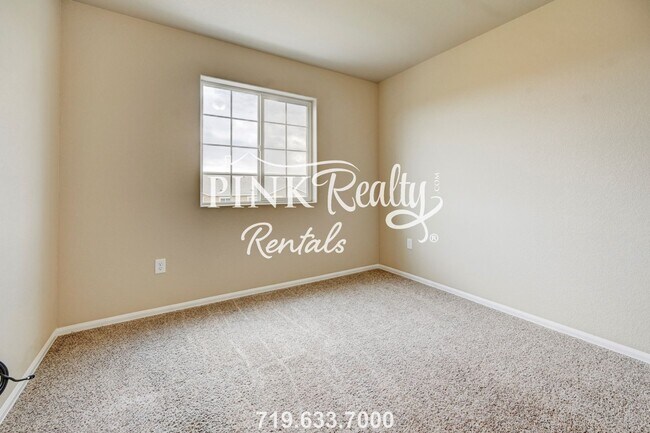 Building Photo - 7577 Black Spruce Heights