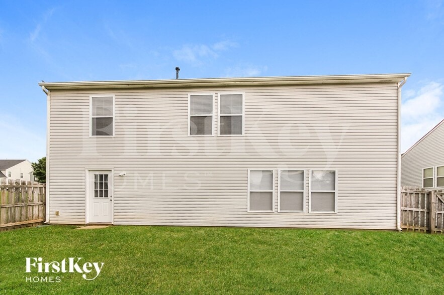 Building Photo - 108 Brinkley Park Ct