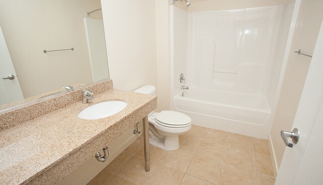 Building Photo - 242 E Water St