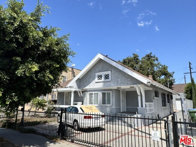 Building Photo - 2905 W 14th St