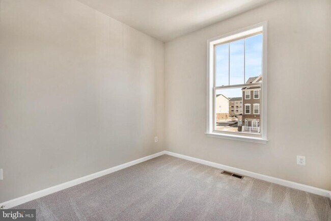 Building Photo - 5892 Bella Marie Wy