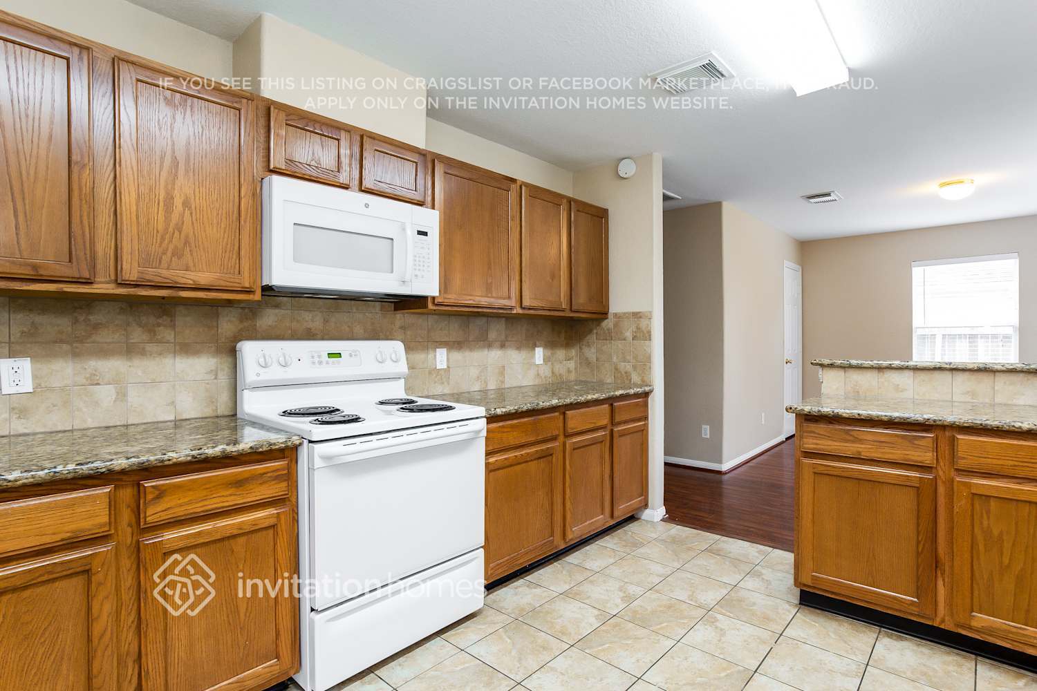 Building Photo - 3529 Stonehenge Dr