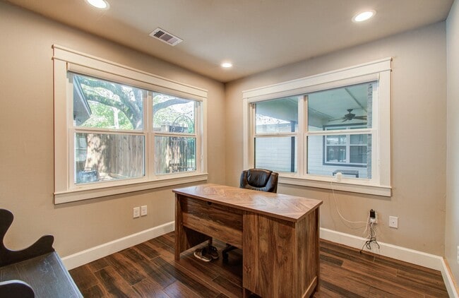 Building Photo - 18006 Bambridge Dr