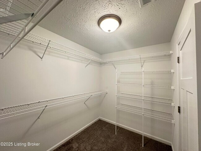 Building Photo - 514 Eagle Pointe Dr