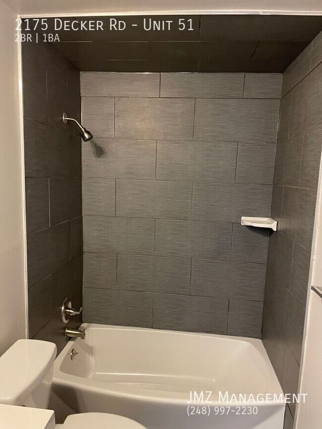 Building Photo - 2175 Decker Rd