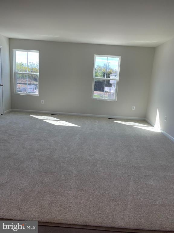 Building Photo - 109 KENSINGTON Cir