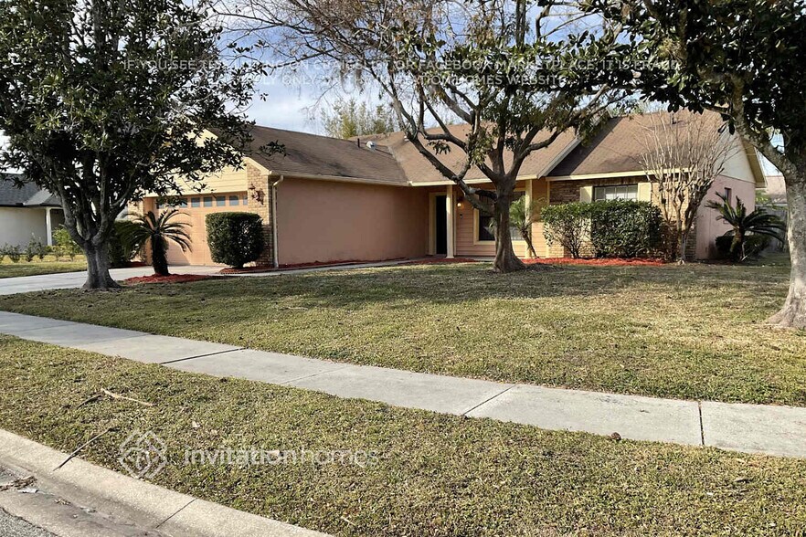 Building Photo - 1978 Fireside Ct