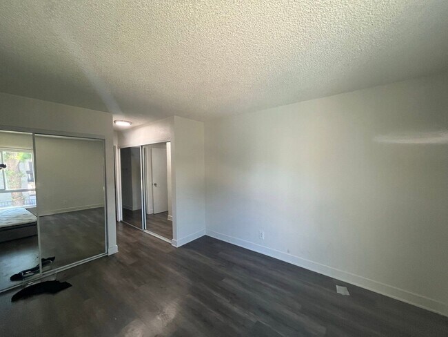 Building Photo - 9010 Tobias Ave
