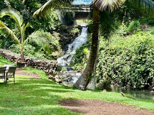Building Photo - Kauhale Beach cove! Tropical, Serene and v...