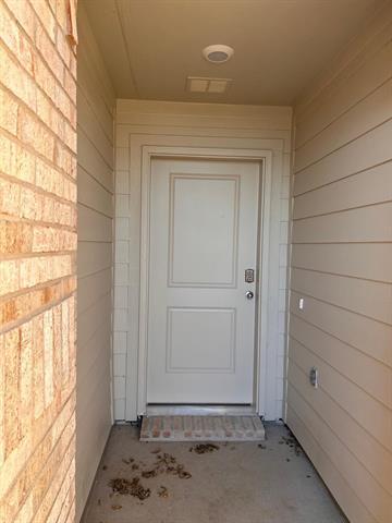 Building Photo - 521 Regiment Rd