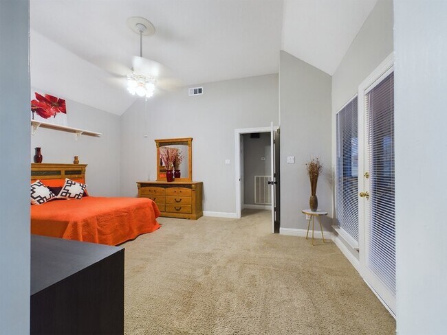 Building Photo - 11614 Taos Ln