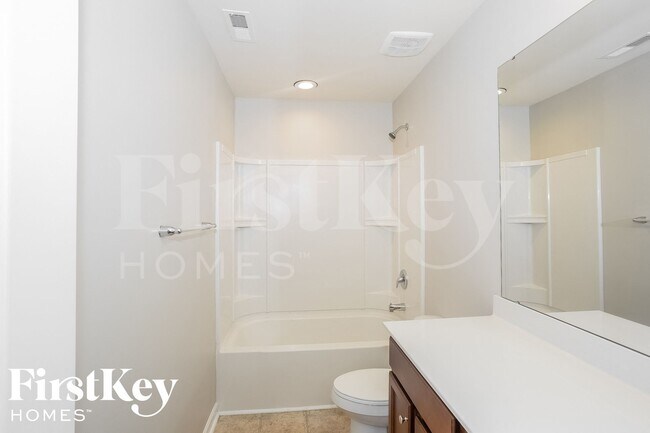 Building Photo - 156 Blossom Ridge Dr