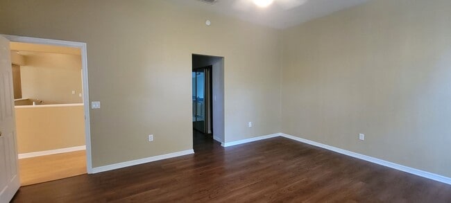 Building Photo - 3/2 (Hickory Walk in Haile Plantation) Beautiful home off the 15th Green of Haile Golf Course.