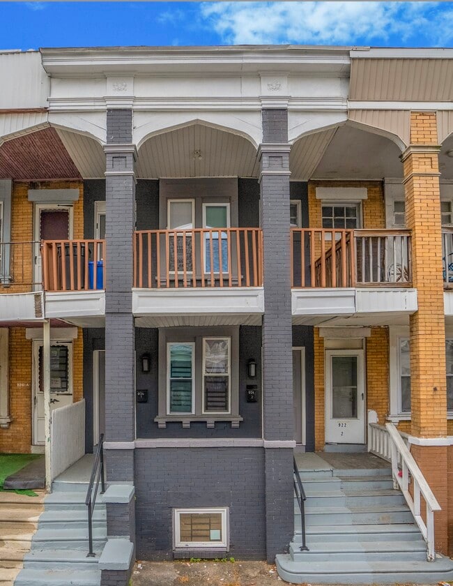 Building Photo - 924 S 58th St