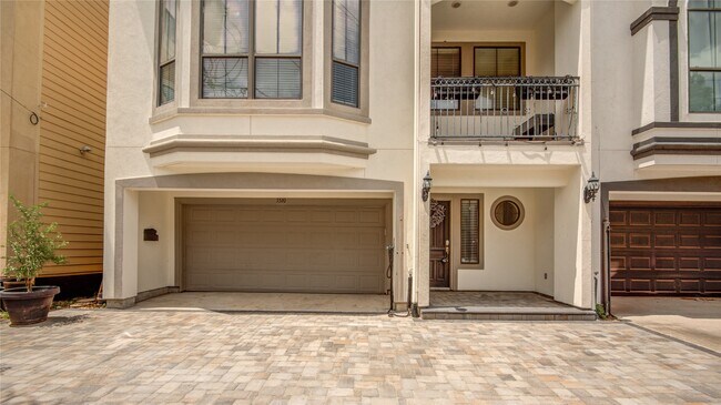 Building Photo - 5510 Blossom St