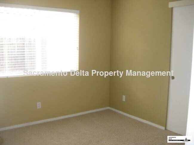 Building Photo - 15082 Seguridad Dr