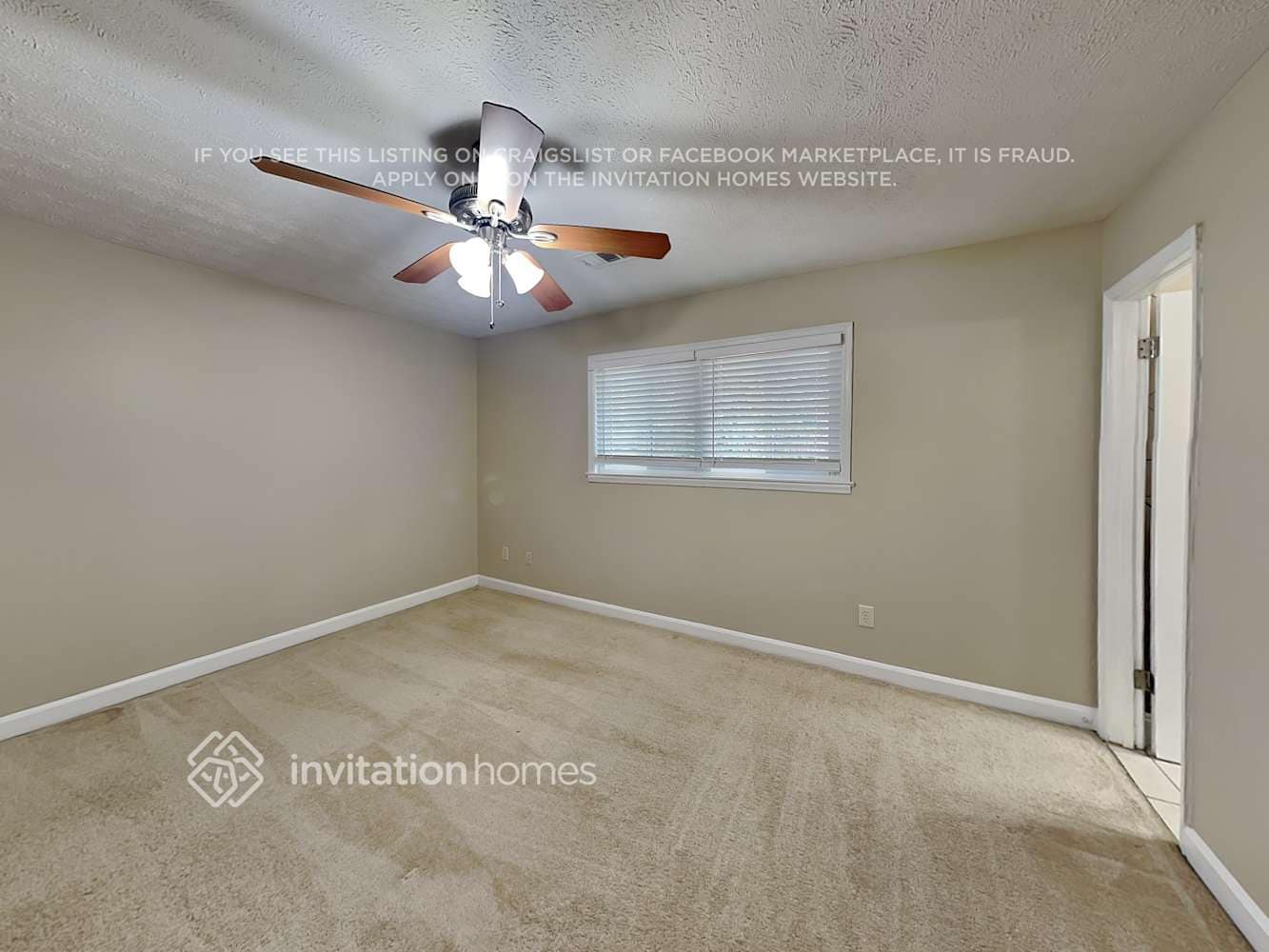 Building Photo - 2381 Cedar Dr