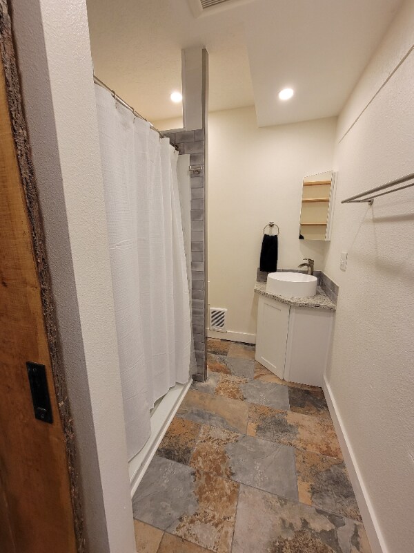 Building Photo - 4115 SW 195th Ct