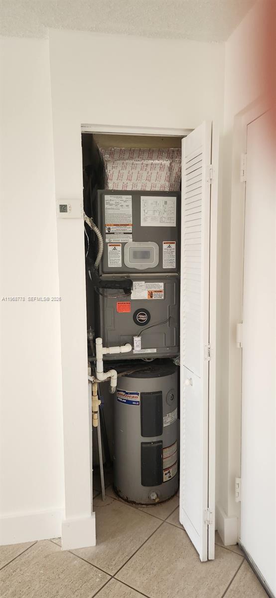 Building Photo - 9440 W Flagler St