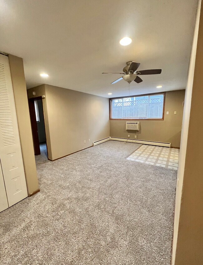 Corcoran Park Apartments 3320 Longfellow Ave Minneapolis MN 55407 Apartment Finder